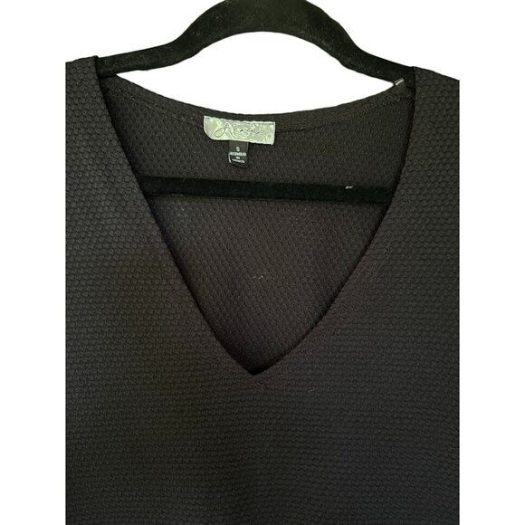 J. Valdi‎ Black Swimsuit Coverup Small Textured V-Neck 3/4 Sleeve - Picture 4 of 8